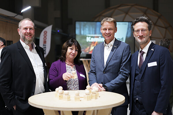 Parlamentarischer Kaminabend im HBFZ